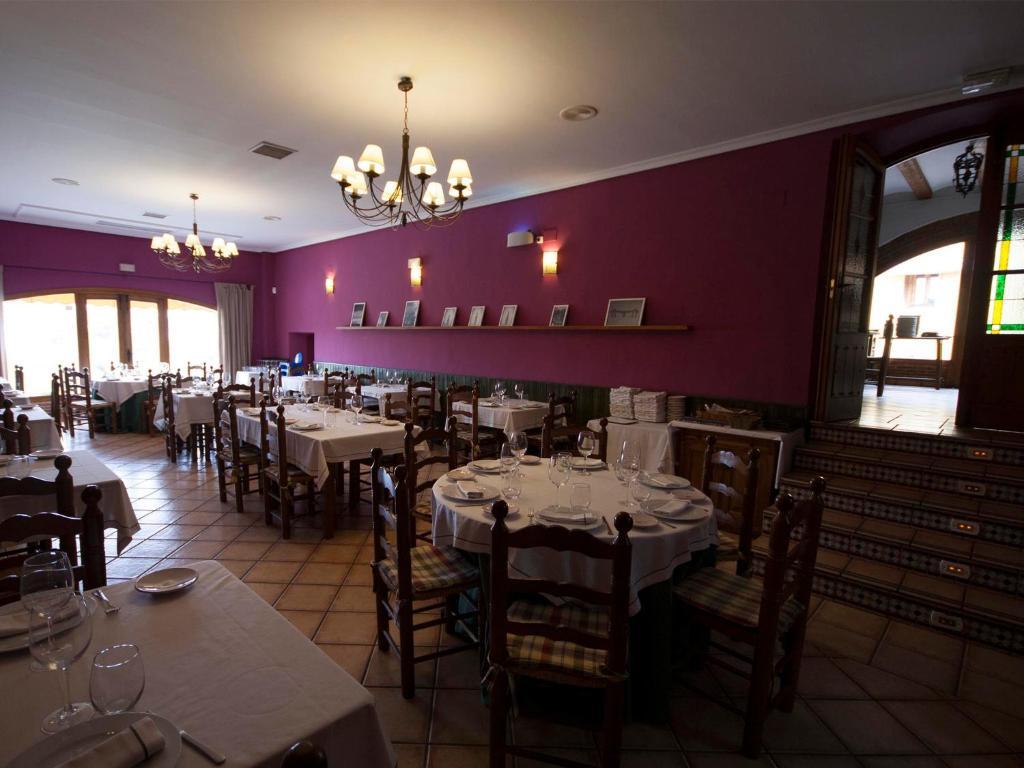 La Hosteria De オロペサ エクステリア 写真
