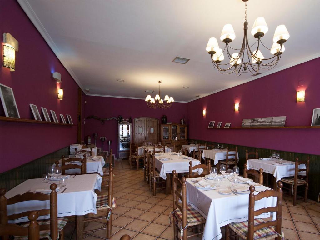 La Hosteria De オロペサ エクステリア 写真